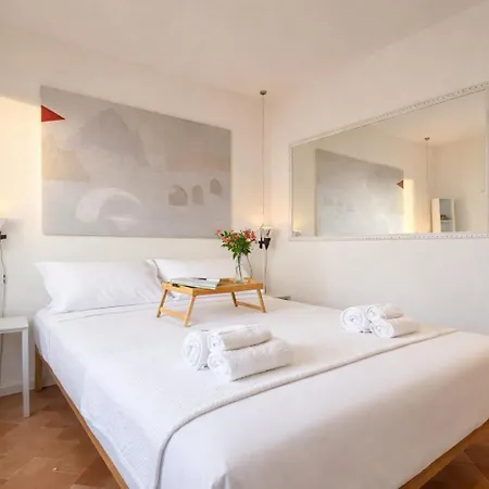 Charming 2br Terrace & Great View Apartment *