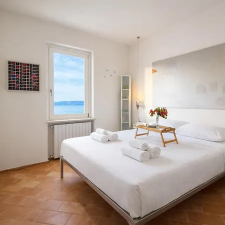 Charming 2br Terrace & Great View *